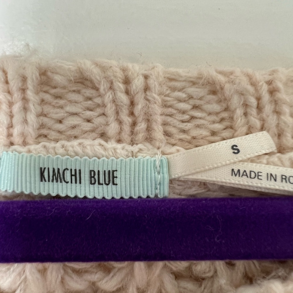 Fun sweater - Picture 2 of 2